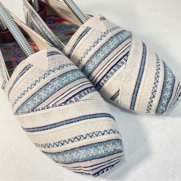 BOBS from Skechers Memory Foam Aztec Slip On Casual Shoe 34161; Women’s Size 9.5 - Picture 5 of 13
